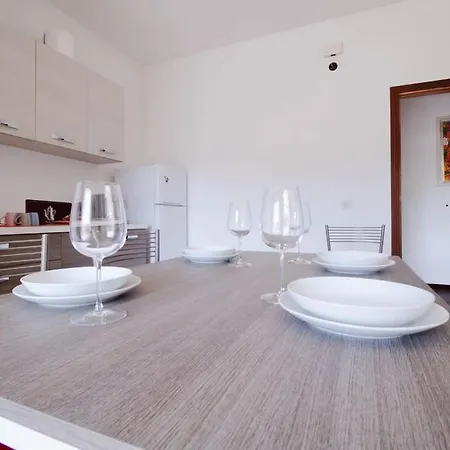 Dimora Fronte Mare Wi-fi 7 Posti Parcheggio Apartment *