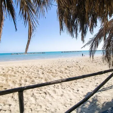 Apartamento Dimora Fronte Mare Wi-fi 7 Posti Parcheggio Porto San Giorgio